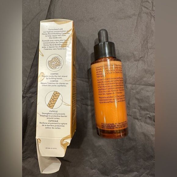 Bumble and bumble Bond-Building Repair Oil Serum 1.62 oz / 48 ml - Picture 2 of 3